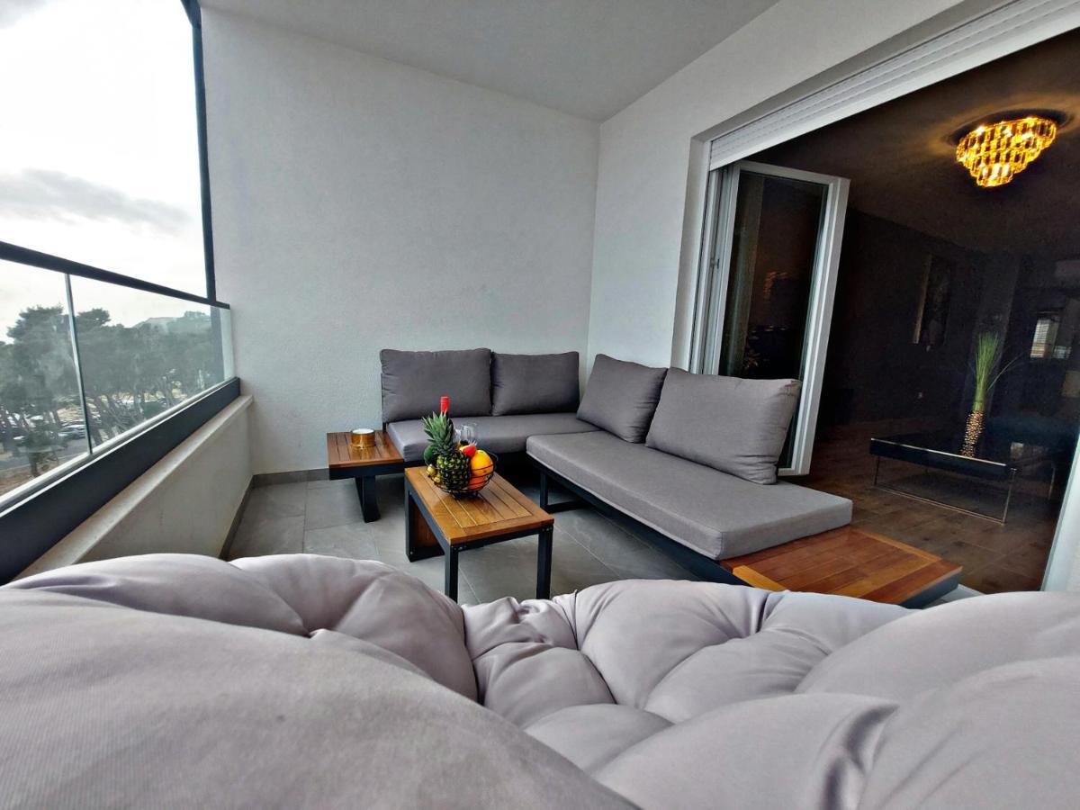Apartman Aria De Lux มาคาร์สกา ภายนอก รูปภาพ